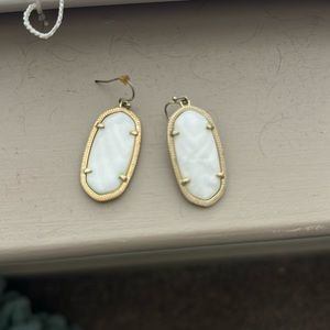 Kendra Scott Danielle earrings